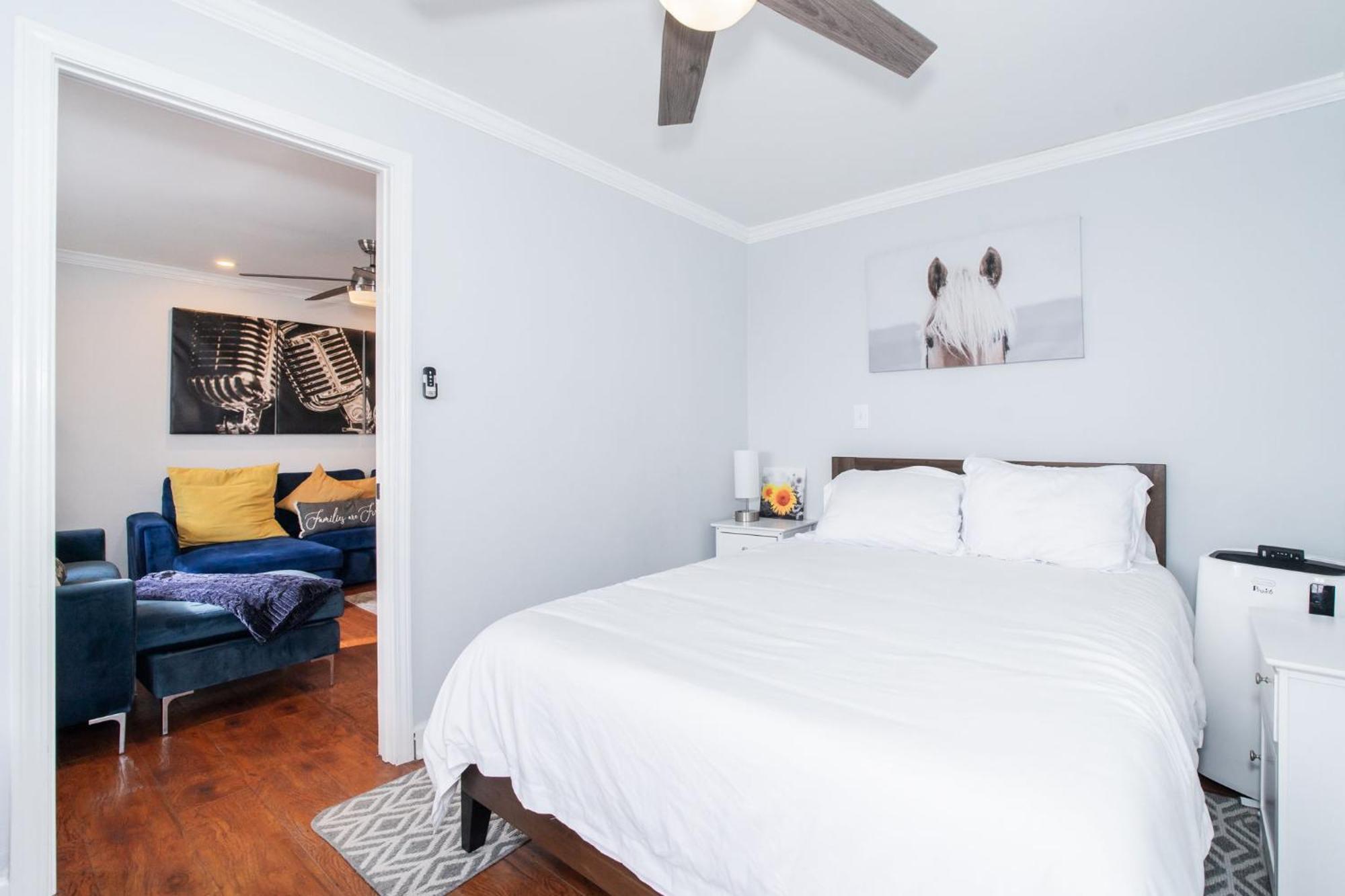 21Floor-Renovated 2Br,1Bath King And Queen Bed And Parking Atlanta Bagian luar foto