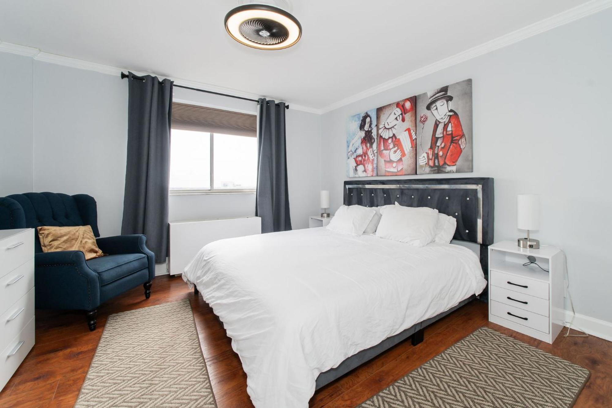 21Floor-Renovated 2Br,1Bath King And Queen Bed And Parking Atlanta Bagian luar foto