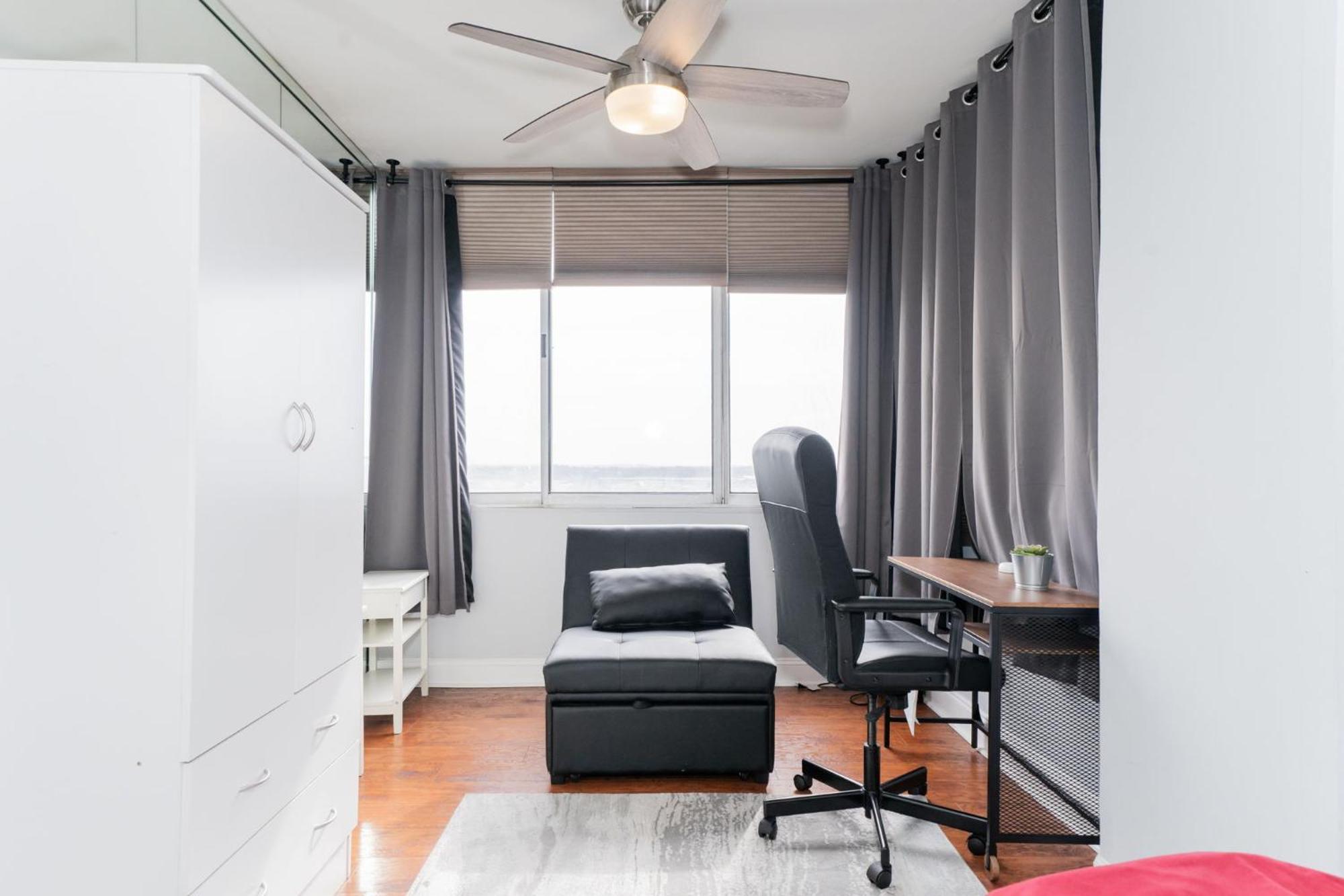 21Floor-Renovated 2Br,1Bath King And Queen Bed And Parking Atlanta Bagian luar foto